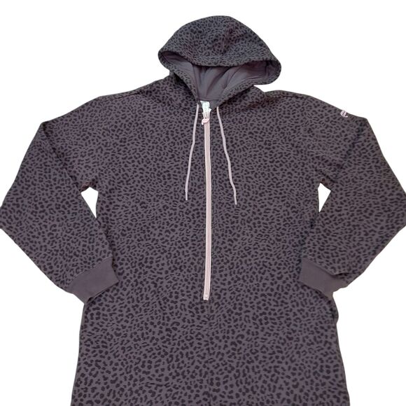Fabletics Fleece Hooded Onesie Jumpsuit Womens Small Purple Black Leopard Print - Picture 3 of 11